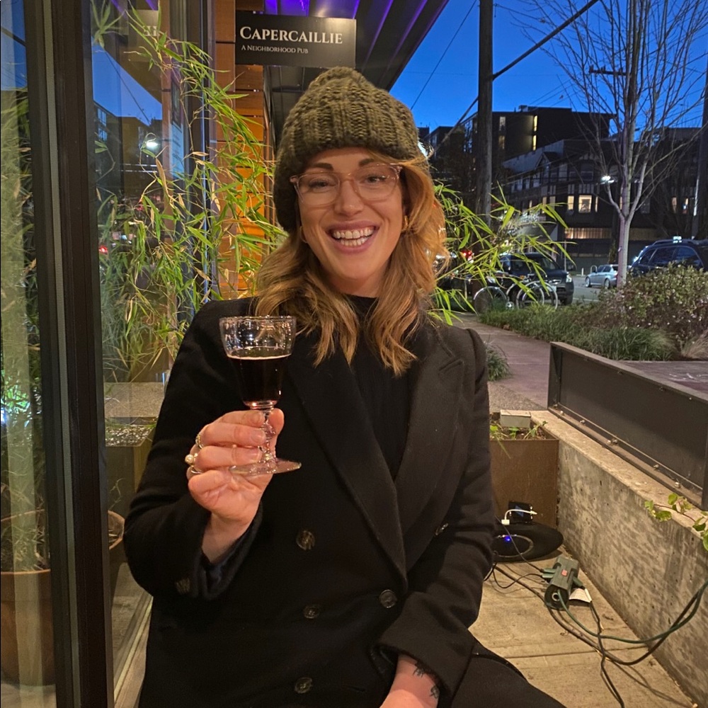 Meet your Posher, Kaira